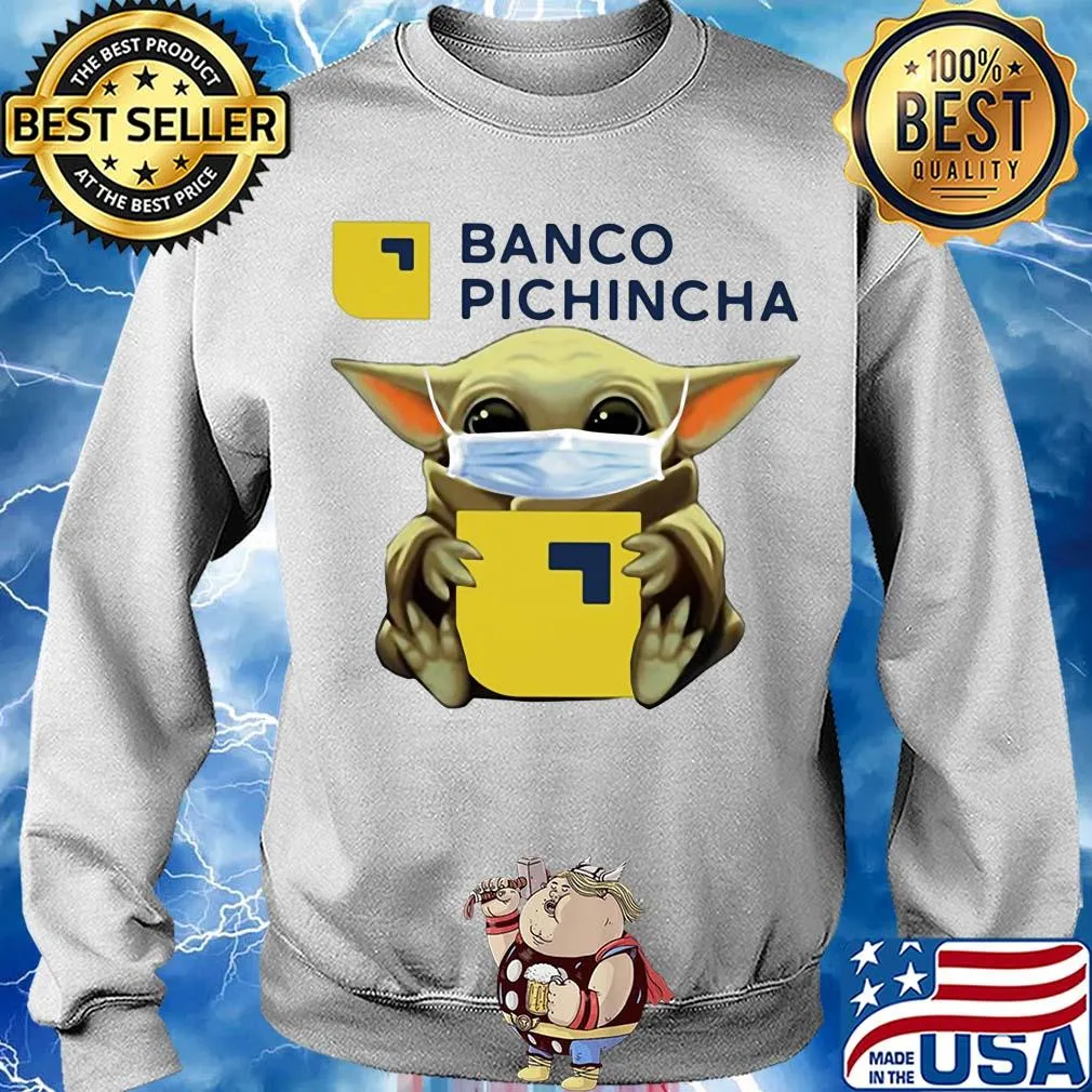 Baby Yoda hug Banco Pichincha mask s Sweater