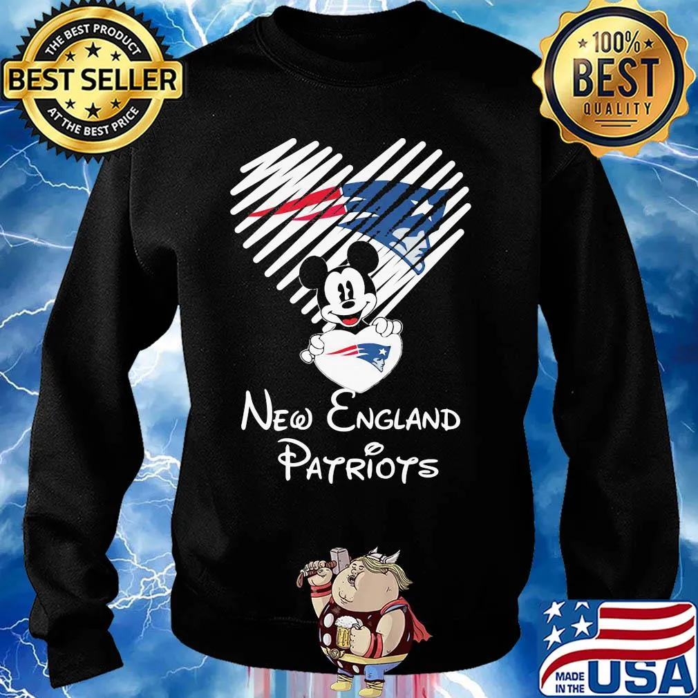 Mickey mouse hug heart new england patriots logo s Sweater