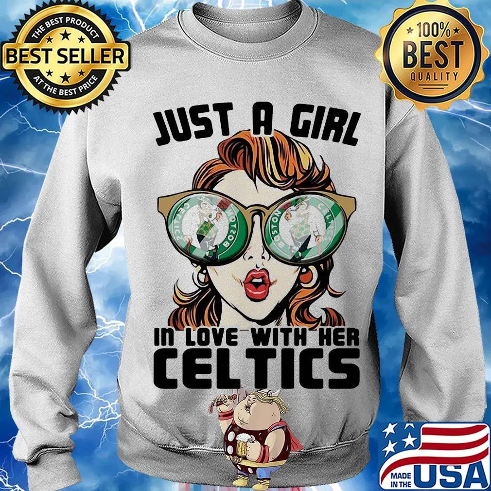 Just a girl in love with her boston celtics s Sweater