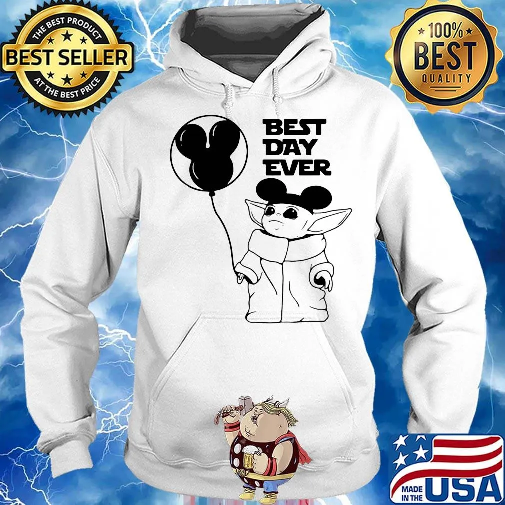 Star wars baby yoda holding balloon mickey mouse best day ever s Hoodie