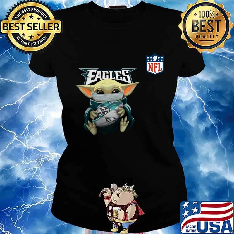 Baby yoda mask hug philadelphia eagles nfl s Ladies tee