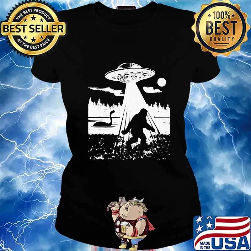 Official Bigfoot UFO Abduction Funny Sasquatch Aliens Shirt Ladies tee