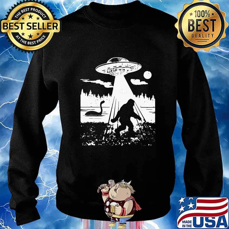 Official Bigfoot UFO Abduction Funny Sasquatch Aliens Shirt Sweater