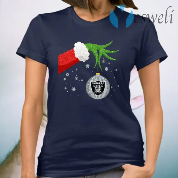 The Grinch Christmas Ornament Oakland Raiders T-Shirt - Image 3