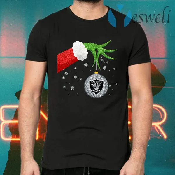 The Grinch Christmas Ornament Oakland Raiders T-Shirt - Image 2