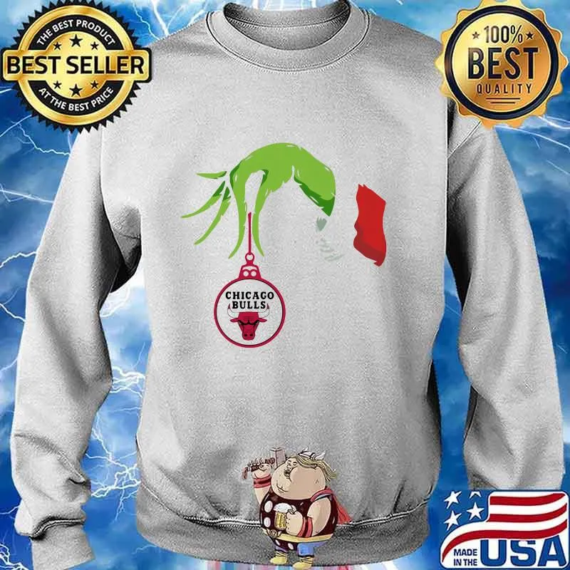 Merry christmas grinch holding chicago bulls basketball logo s Sweater