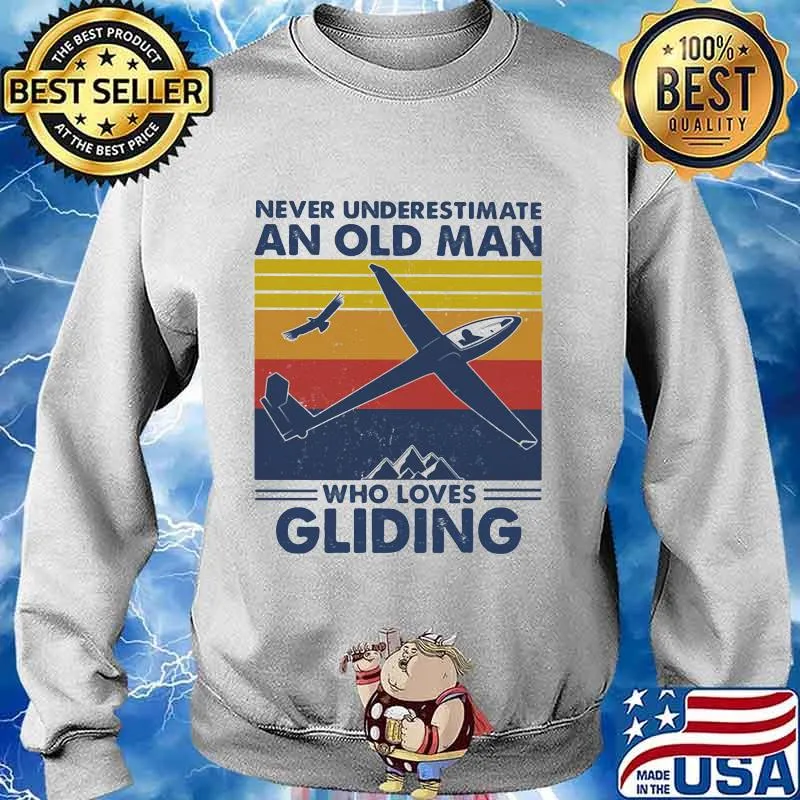 Never underestimate an old man who loves gliding vintage retro s Sweater