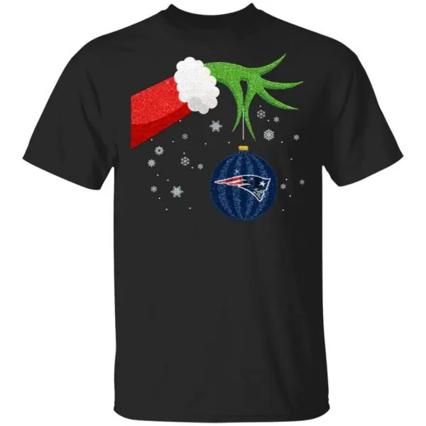 The Grinch Christmas Ornament New England Patriots T-Shirt