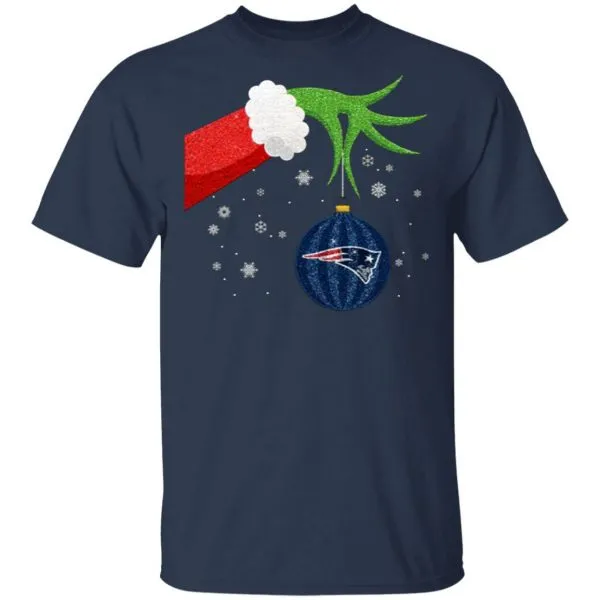 The Grinch Christmas Ornament New England Patriots T-Shirt - Image 4