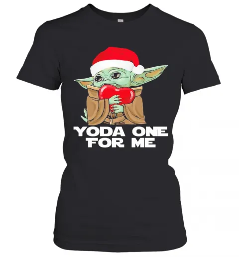 Santa Yoda Hug Heart Yoda One For Me Christmas T-Shirt Classic Mens T-shirt - Image 3