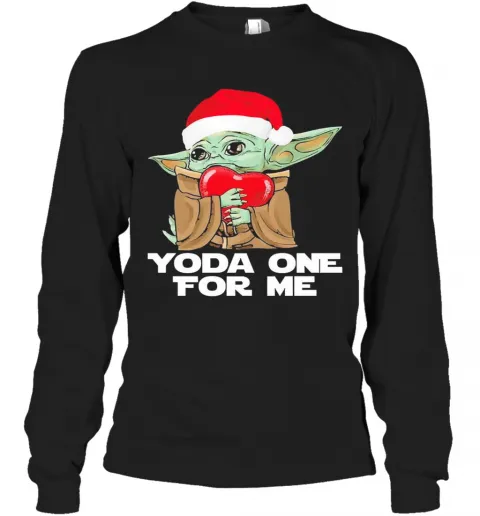 Santa Yoda Hug Heart Yoda One For Me Christmas T-Shirt Classic Mens T-shirt - Image 4