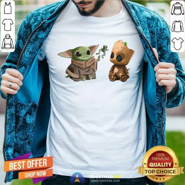Cute Baby Yoda And Baby Groot Frog Shirt
