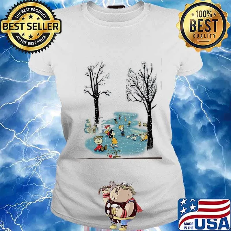 Winter Snoopy Peanuts Playing Snow Xmas Shirt Ladies tee