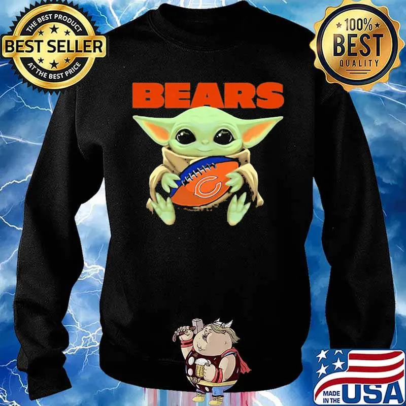 Baby Yoda Loves The Chicago Bears Star Wars Shirt Sweater