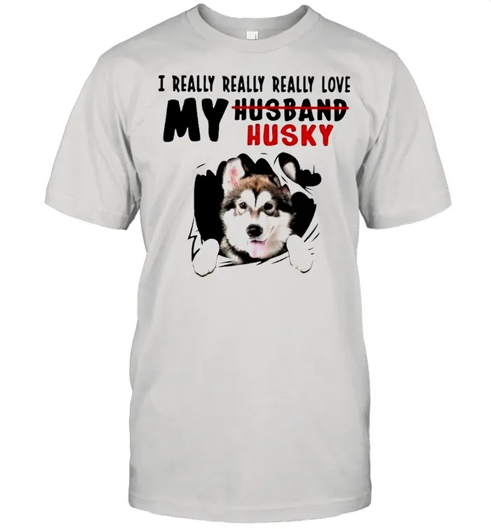 I really really really love my husband husky shirt Classic Mens T-shirt