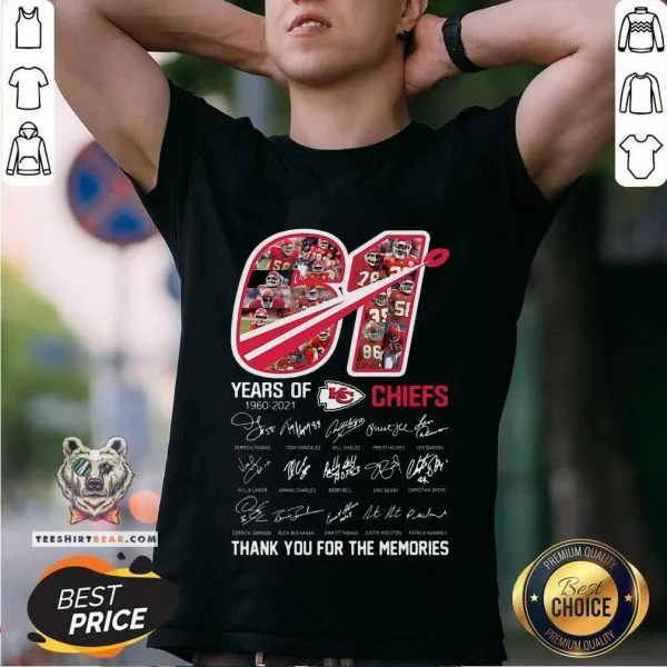 Malicious 61 Years Of 1960 2021 Kansas City Chiefs Signatures Shirt