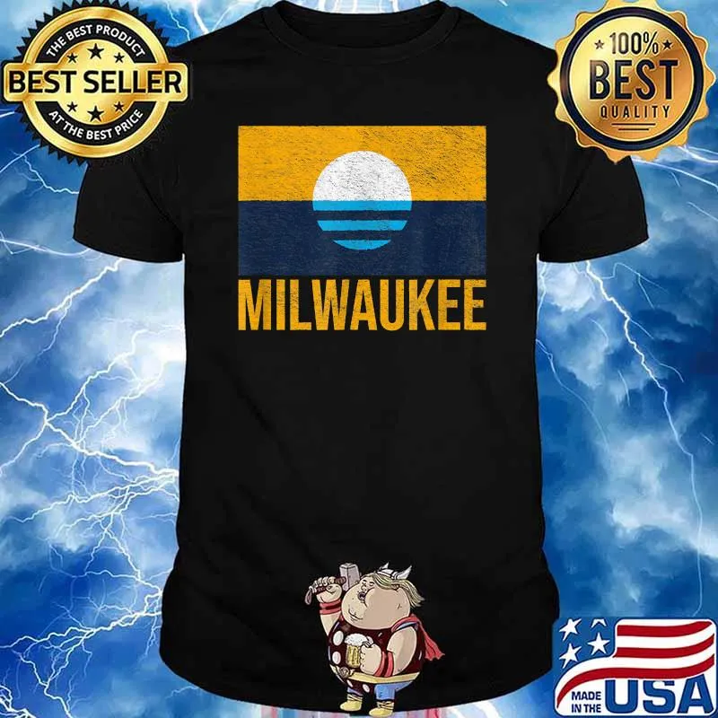 MILWAUKEE WISCONSIN CITY FLAG PEOPLE'S FLAG SUNRISE LAKE T-Shirt
