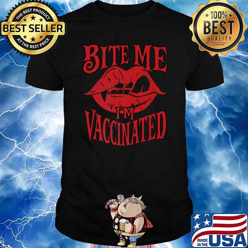 Halloween Vampire Costume Bite me I'm Vaccinated T-Shirt
