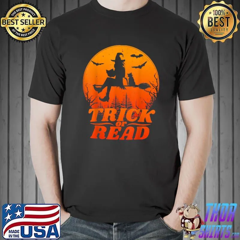 Trick Or Read Librarian Halloween Costume Teacher Halloween T-Shirt