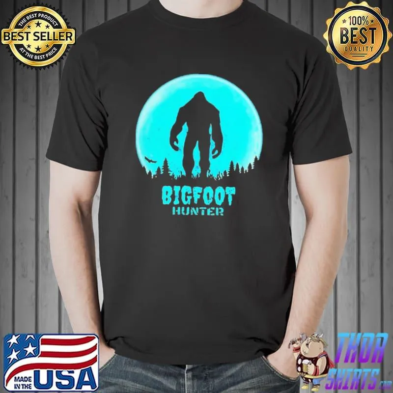 Hot Bigfoot Hunter Shirt Unisex