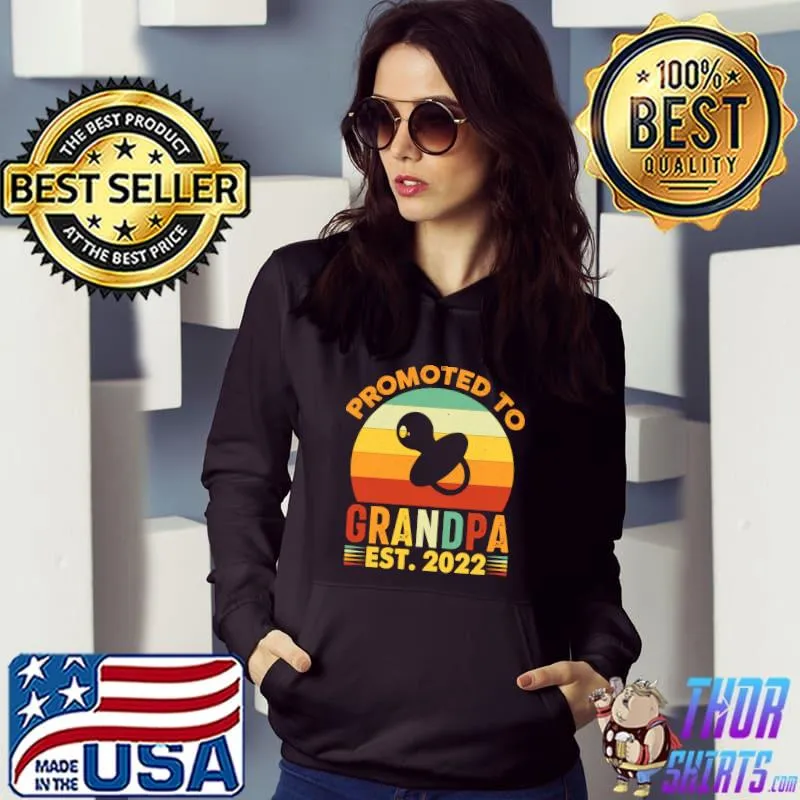 Best Promoted To Grandpa Est 2022 Pregnancy Announcement Vintage T-Shirt