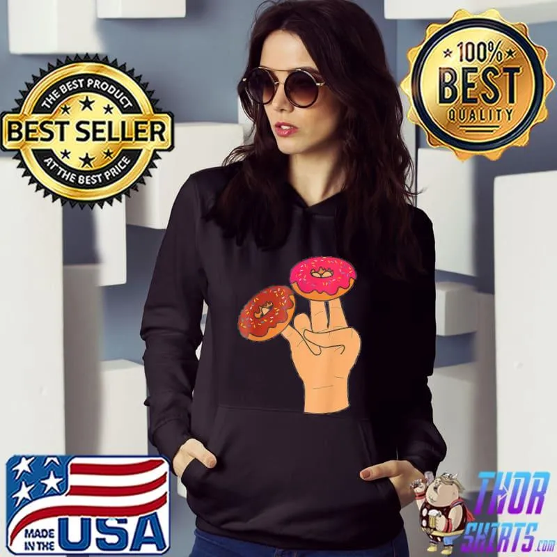 Awesome Two In The Pink One In The Stink Shocker T-Shirt Hoodie