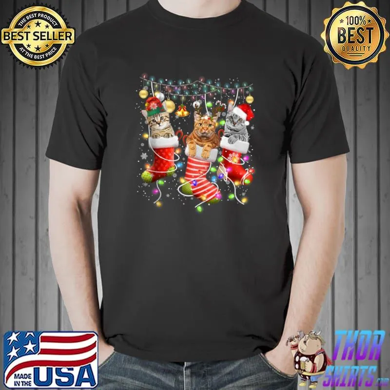 Cat in Christmas sock T-Shirt Unisex
