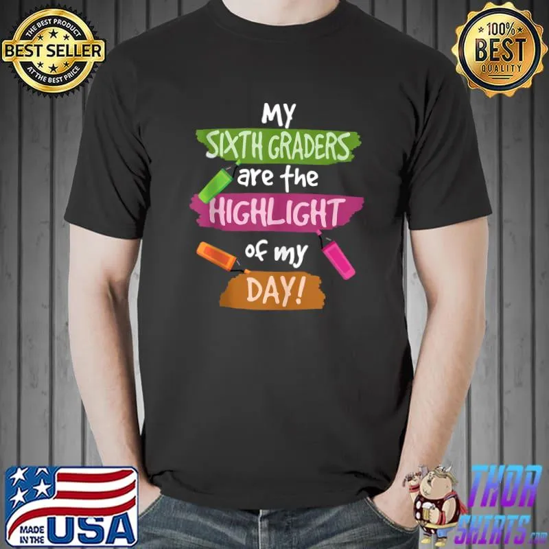 Premium Valentines Day 6th Grade Teacher Gift For Teachers in Love T- Unisex