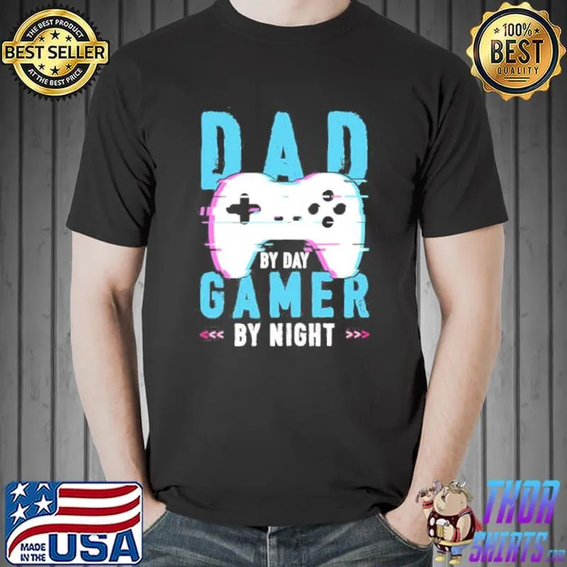 Retro style dad by day gamer by night Unisex