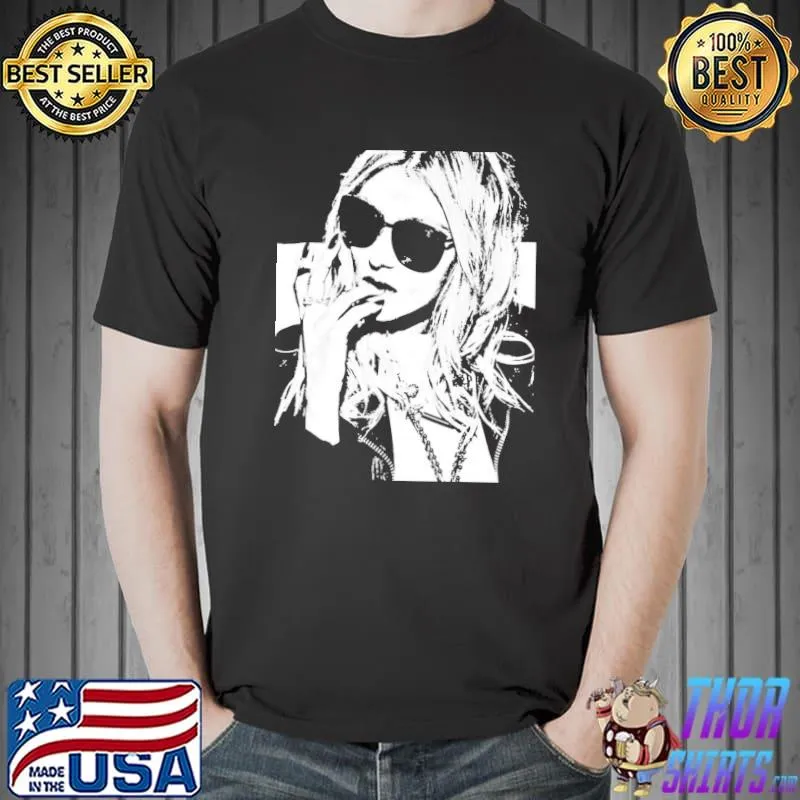 The pretty reckless momsen taylor cute shirt