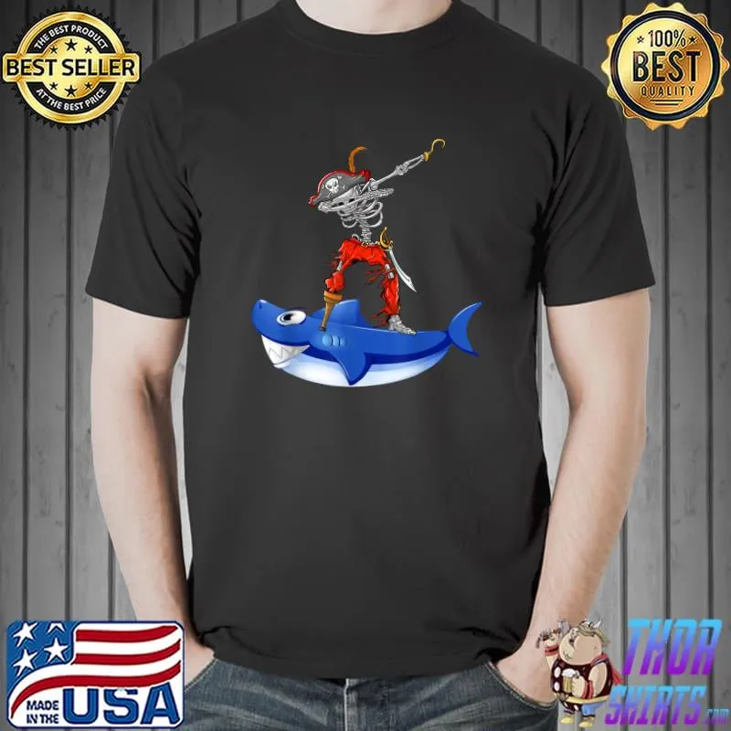 Dabbing Pirate And Shark Pirate Halloween Costume T-Shirt