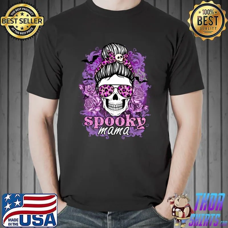 Spooky mama skull roses halloween leopard mess bun T-Shirt