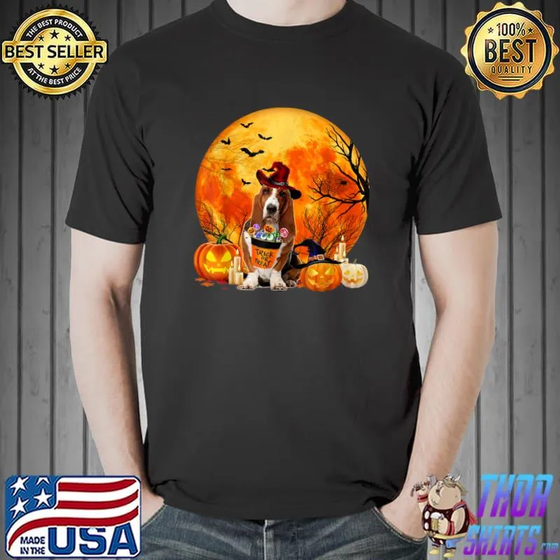 Basset Hound Dog Witch Pumpkin Halloween Costume Blood Moon T-Shirt