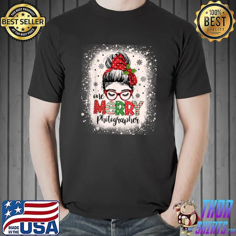 One Merry Photographer Messy Bun Cameraman Christmas T-Shirt