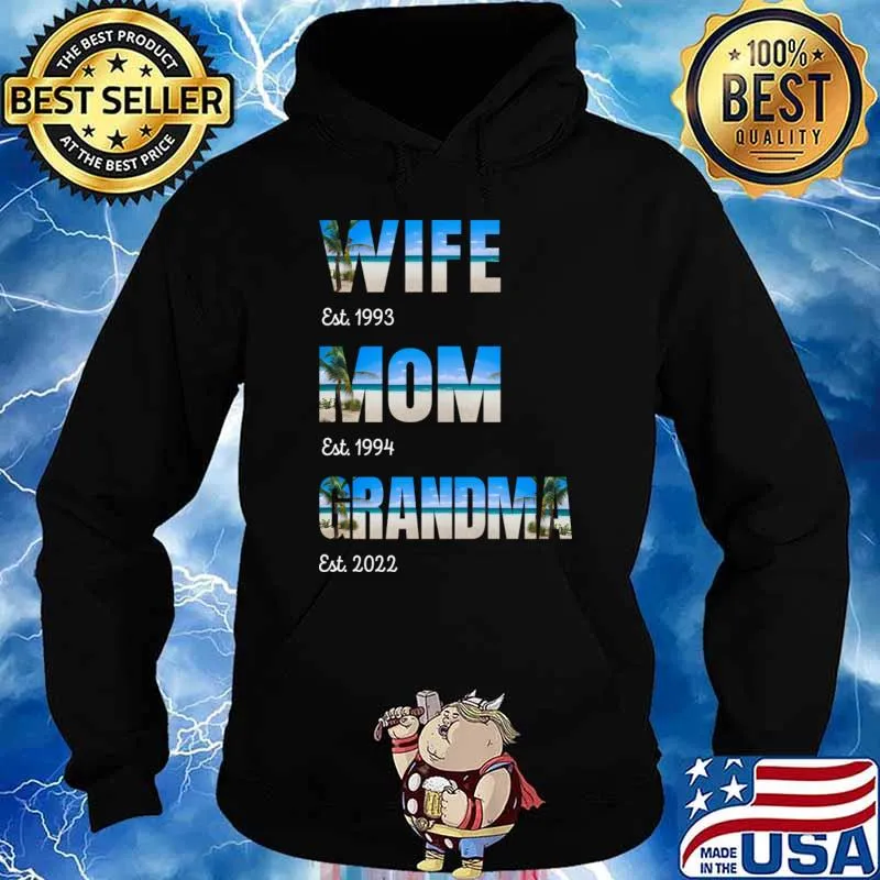 Wife est 1993 mom est 1994 grandma est 2022 beach T-Shirt Hoodie