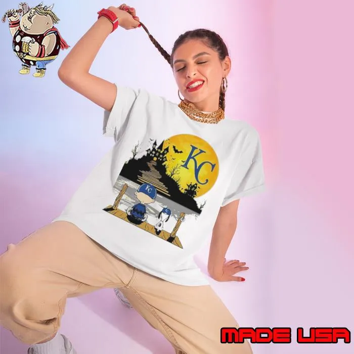 Snoopy Charlie Brown Sit Under Moon Kansas City Royals Halloween Shirt Ladies tee