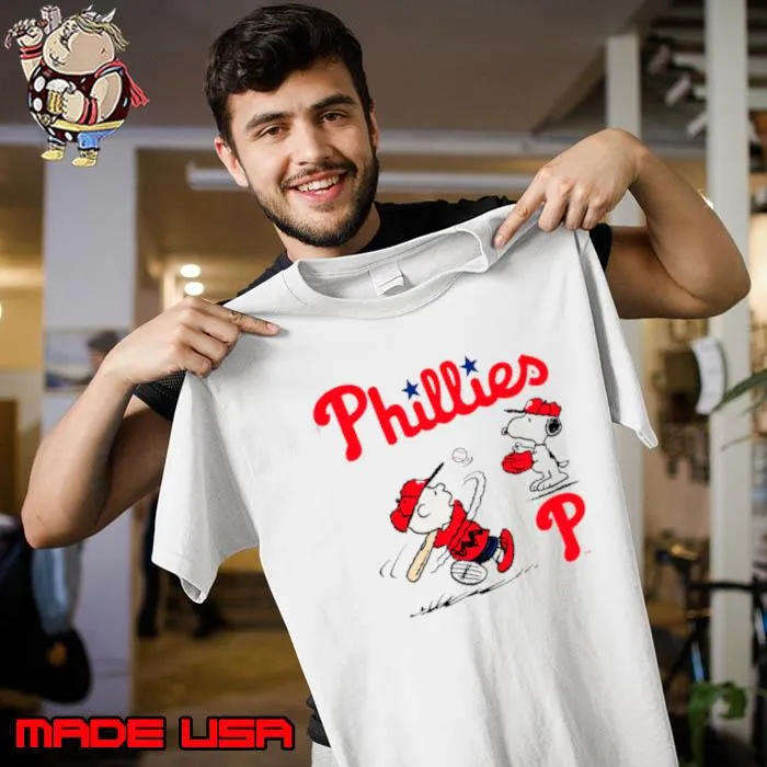 Peanuts Charlie Brown And Snoopy Playing Baseball Philadelphia Phillies s Unisex
