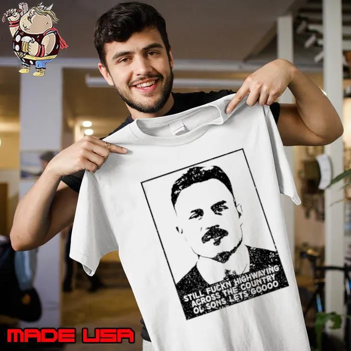 Still fuckn highwaying across the country zach bryan mugshot T-Shirt Unisex