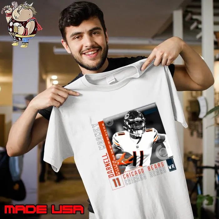 Darnell Mooney American football wide receiver for the Atlanta Falcons T-Shirt Unisex