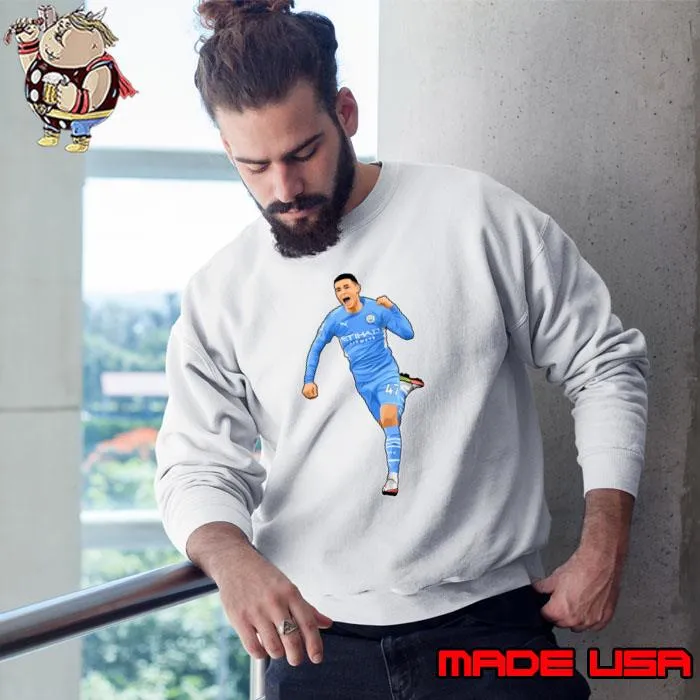 Phil Foden #46 Celebrates English professional footballer T-Shirt Sweatshirt