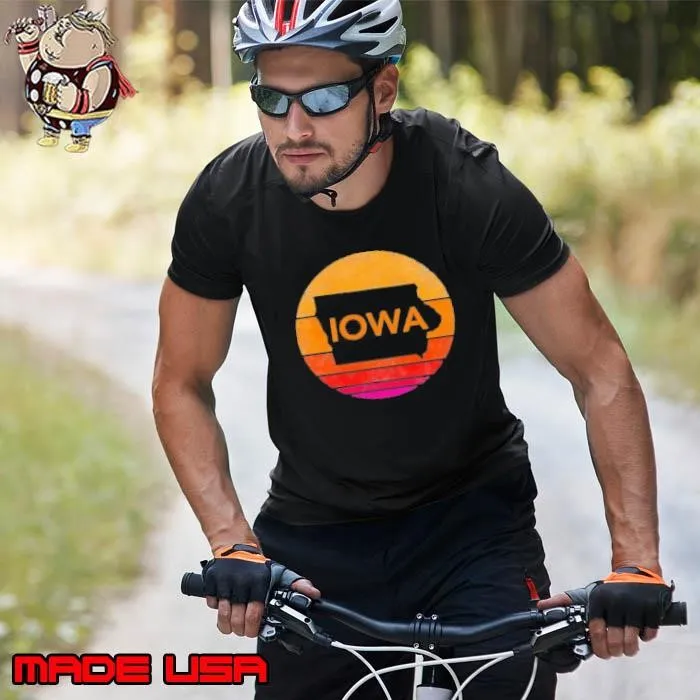 Iowa retro sunset State Of Iowa outline Unisex