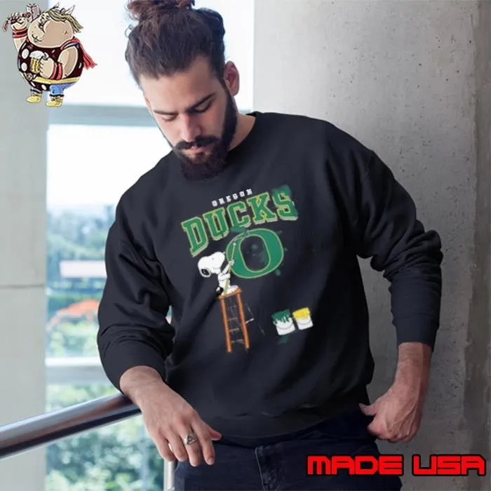 Oregon Ducks Snoopy Painting Sweatshirt