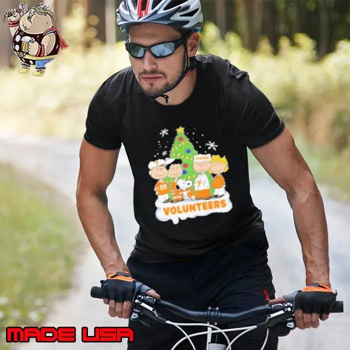 Tennessee Volunteers x Snoopy And Friends Christmas 2024 Shirt