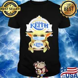 Baby Yoda mask hug Bene Keith shirt