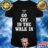 Chelf Go cry in the walk in shirt