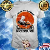 Scuba diving i work well under pressure sunset shirt