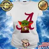 Baby yoda hug atlanta braves football s Ladies tee