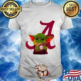 Baby yoda hug atlanta braves football shirt
