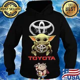 Baby yoda hug toyota s Hoodie
