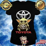 Baby yoda hug toyota s Ladies tee